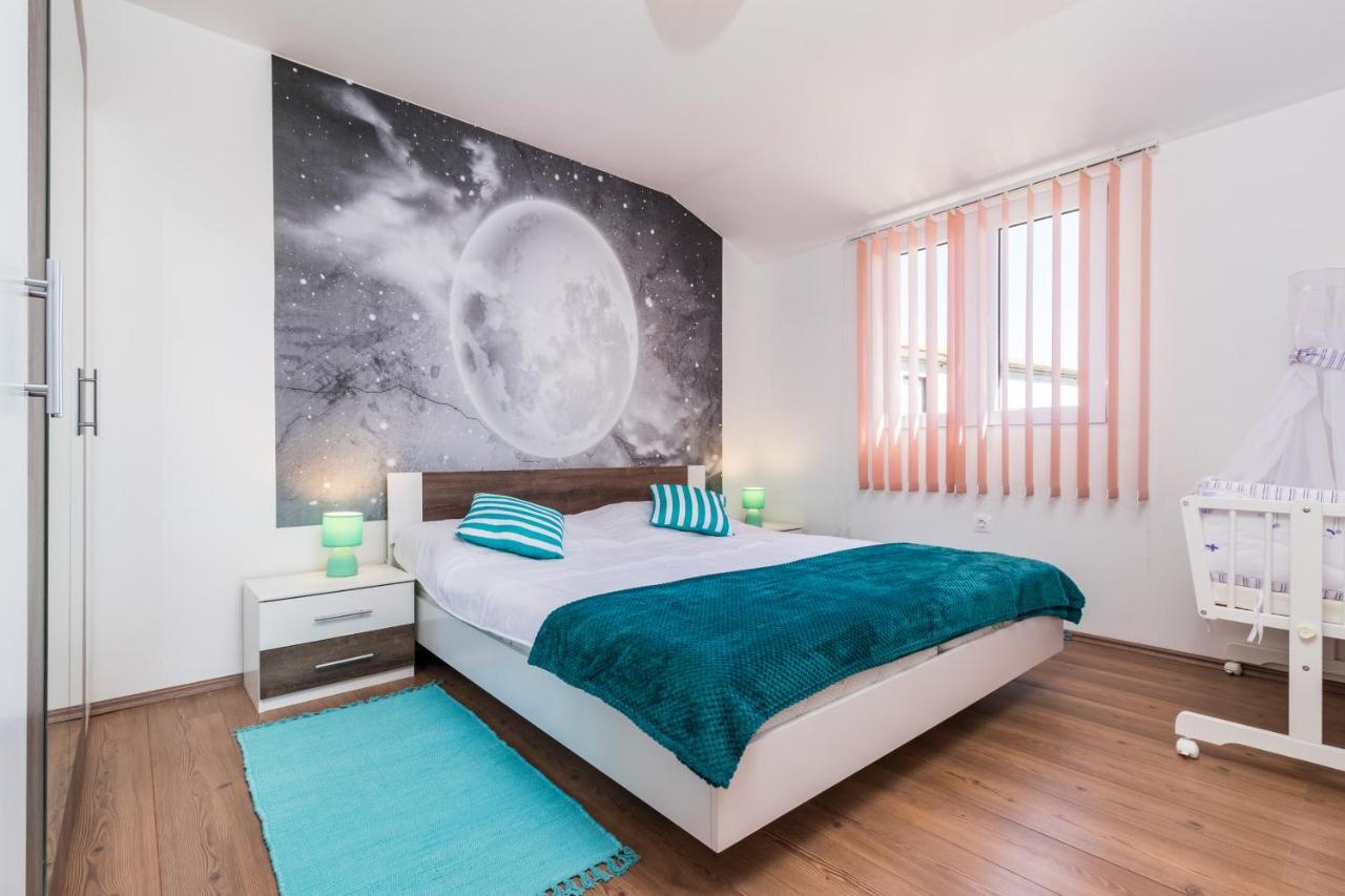 Selina Ferienwohnung Loborika Exteriér fotografie